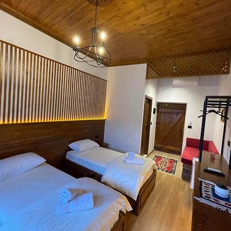 Grey Stone Otel Gjirokastër Dış mekan fotoğraf