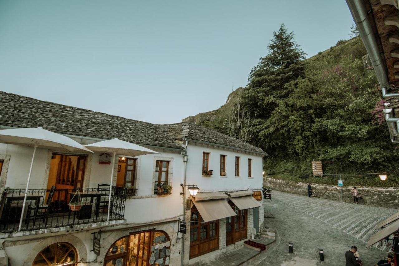 Grey Stone Otel Gjirokastër Dış mekan fotoğraf