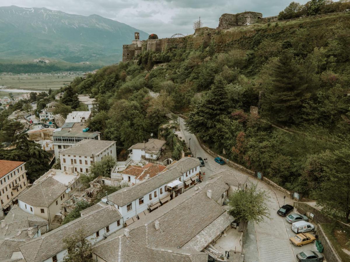 Grey Stone Otel Gjirokastër Dış mekan fotoğraf