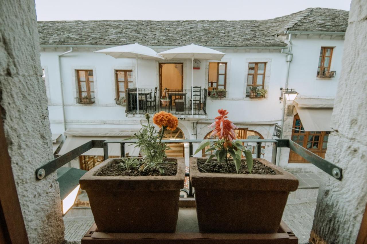Grey Stone Otel Gjirokastër Dış mekan fotoğraf