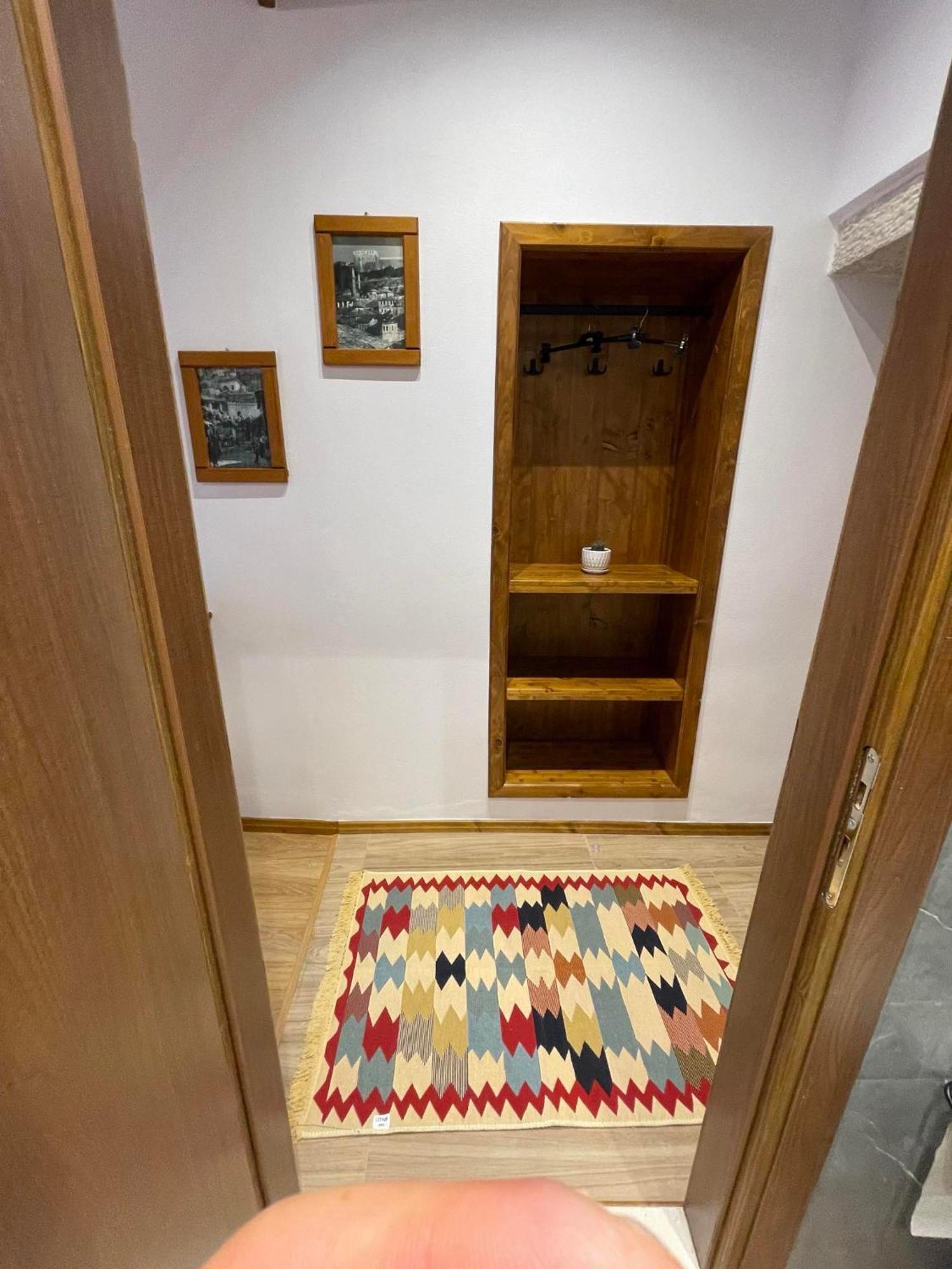 Grey Stone Otel Gjirokastër Dış mekan fotoğraf