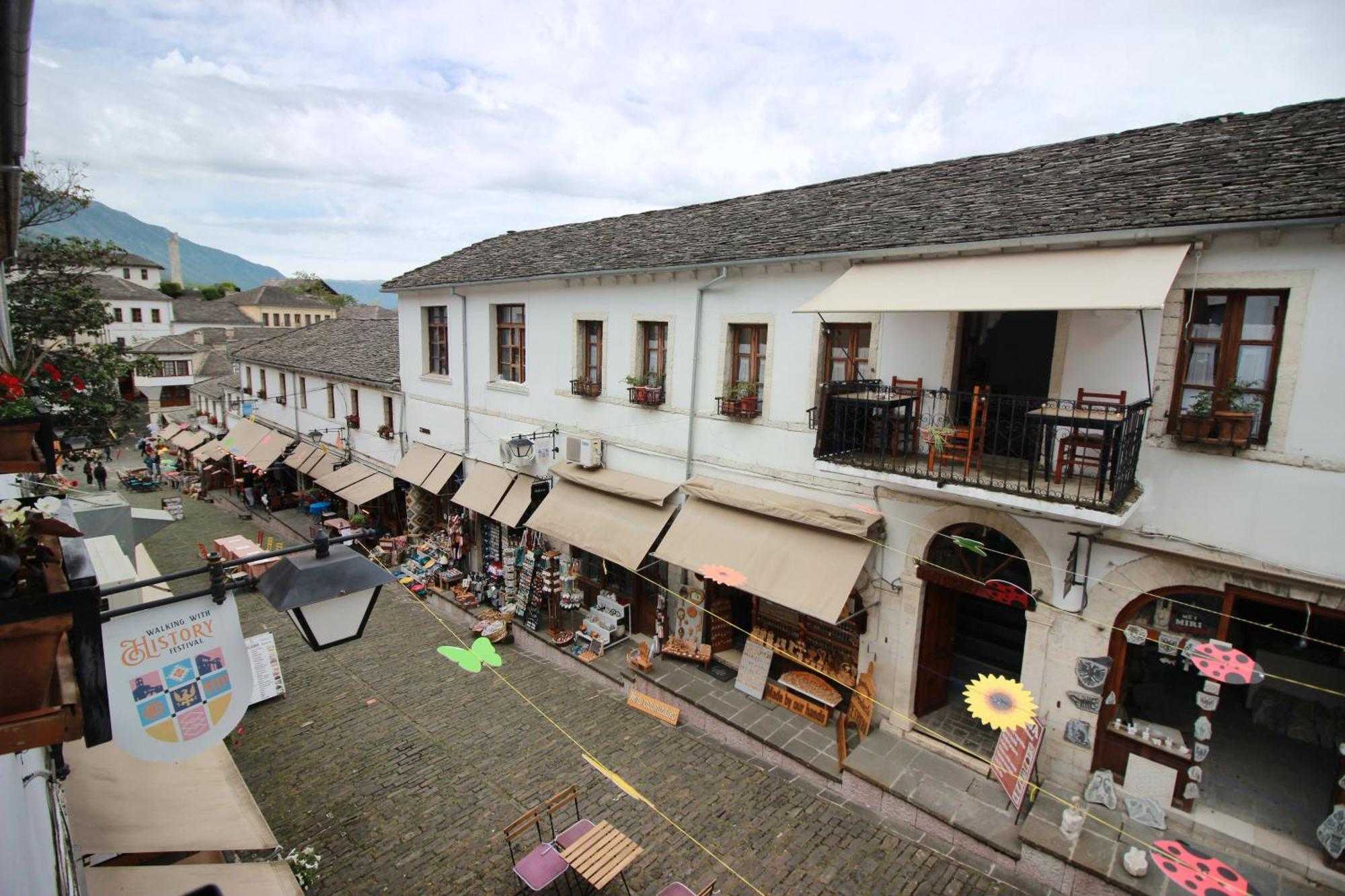 Grey Stone Otel Gjirokastër Dış mekan fotoğraf