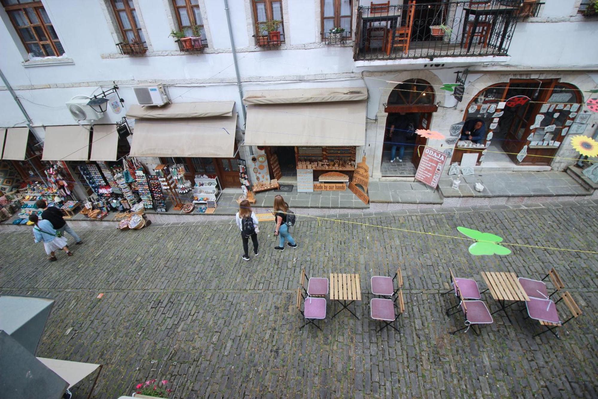 Grey Stone Otel Gjirokastër Dış mekan fotoğraf